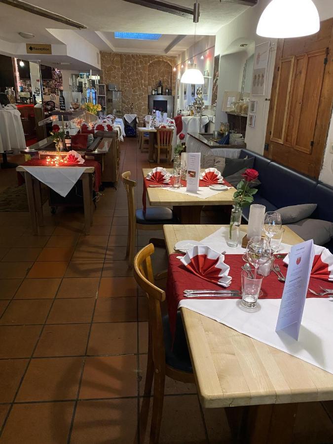 Marktplatzhotel - Restaurant Tafelspitz Weinheim Kültér fotó