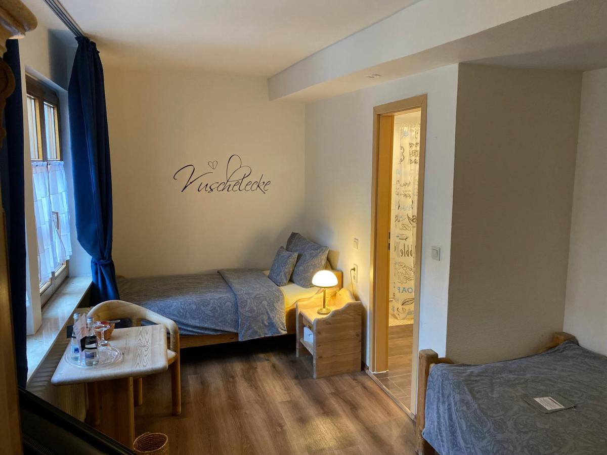 Marktplatzhotel - Restaurant Tafelspitz Weinheim Kültér fotó